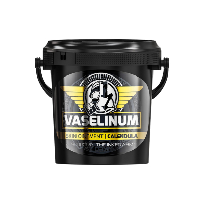 Inked Army - Vaselinum Calendula med morgenfrueekstrakt  1000ml