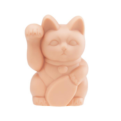 A Pound of Flesh Kan tatoveres Lucky Cat