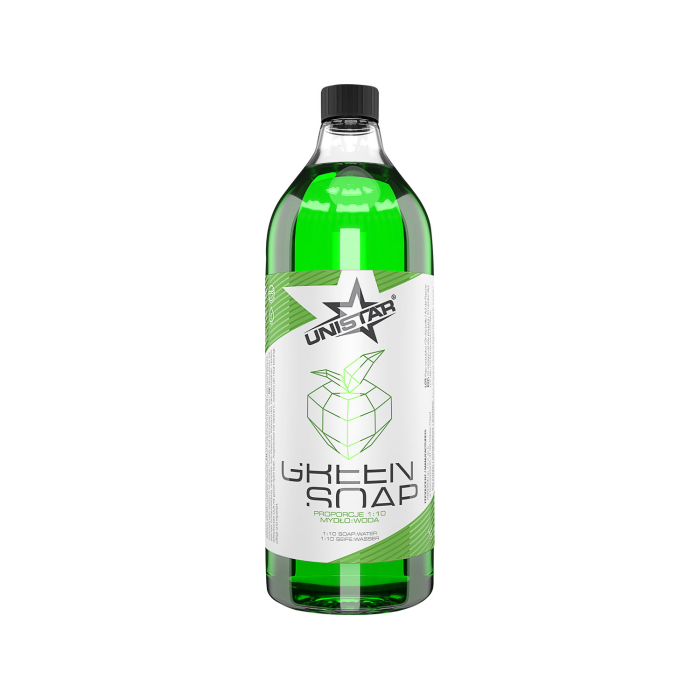Une bouteille en plastique transparent avec un bouchon noir contient 1 litre de « Savon vert concentré UNISTAR ». L’étiquette blanche est ornée d’un cube et d’une feuille verte.